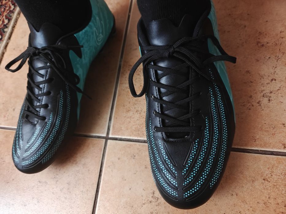 Buty korki prawie nowe piłkarskie niebieskie