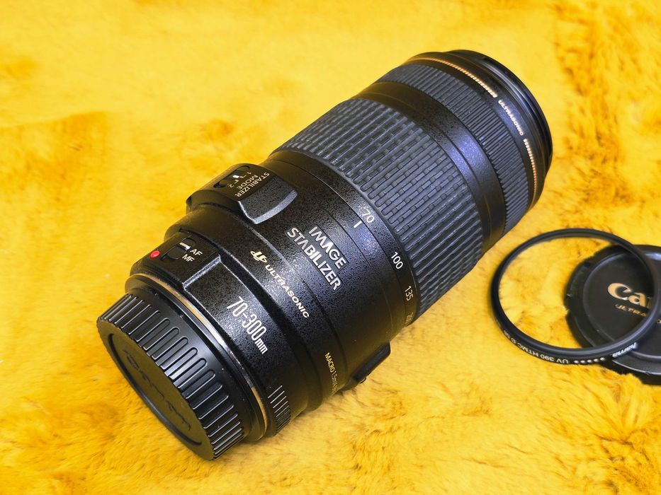 Об'єктив Canon EF 70-300mm f/4-5-6 IS USM - універсальний телезум!
