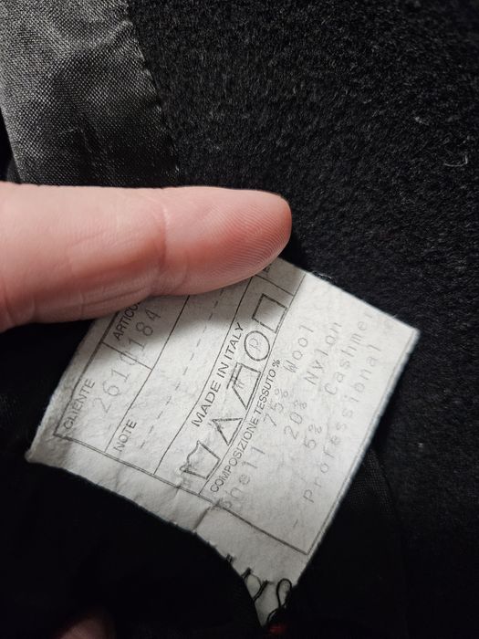 Płaszcz 75% wełna 20% nylon 5% kaszmir Mario Valente