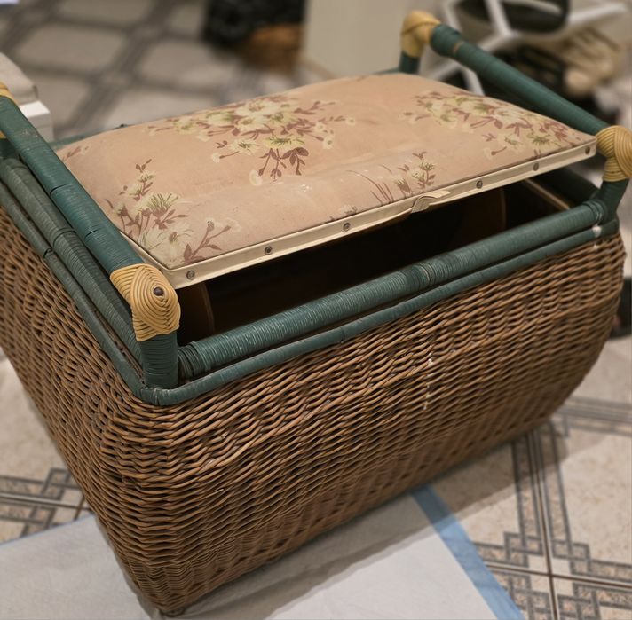 Pufa,   kosz z siedziskiem