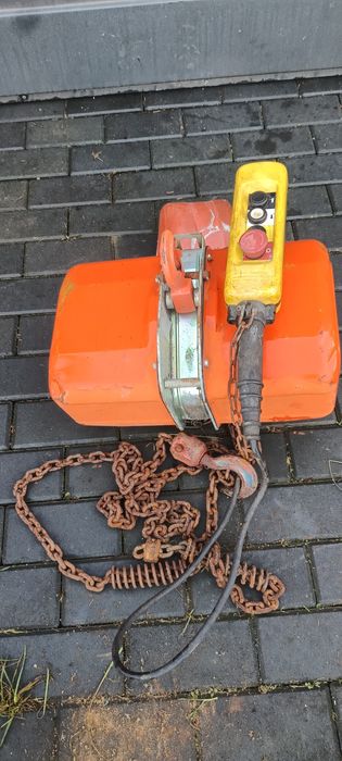 Wyciągarka / wciągnik łańcuchowy elektryczny 0.5T FA – 380V