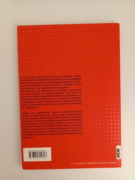 Livro Tudo se Treina de Jorge Araújo