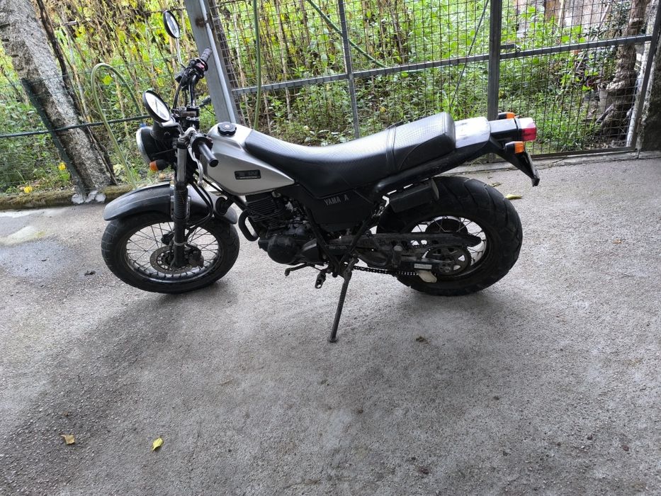 Mota Yamaha TW 225