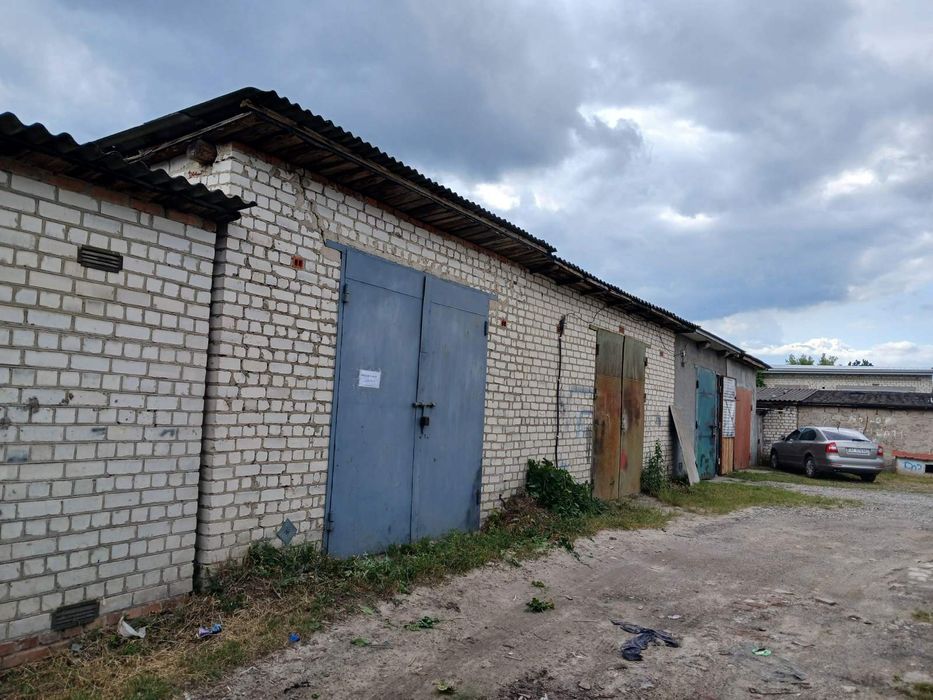 Продам, або здам в оренду гараж в районі Привокзального ринку Ковель