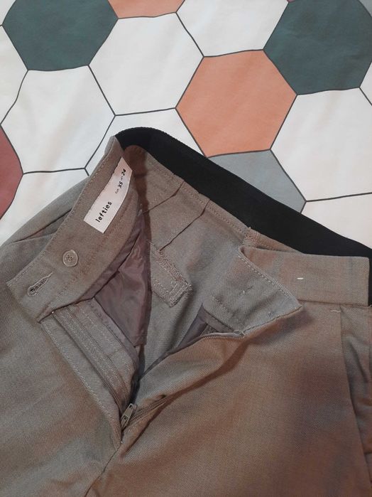 Calças tipo fato Lefties