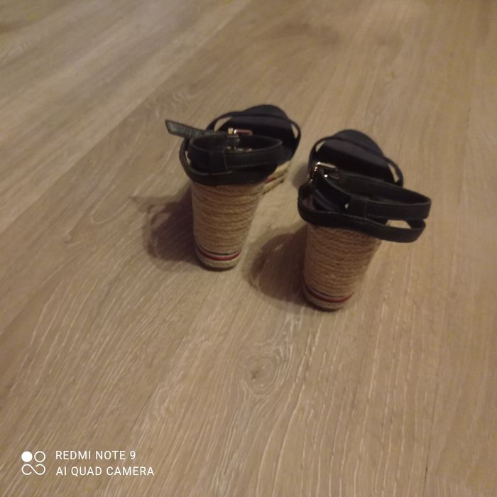 Buty damskie na platformie