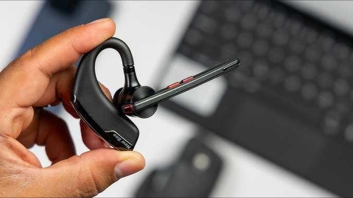 Бездротова Bluetooth-гарнітура New Bee M51 із зарядним чохлом Чорна