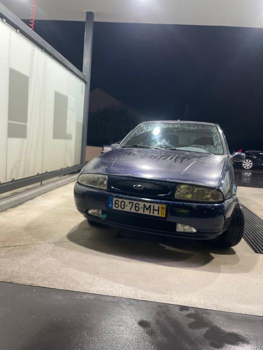 Vendo carro ford fiesta