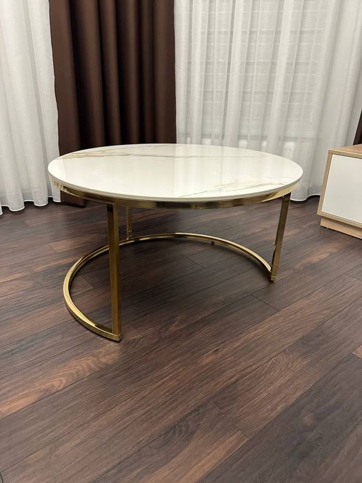 Журнальный столик