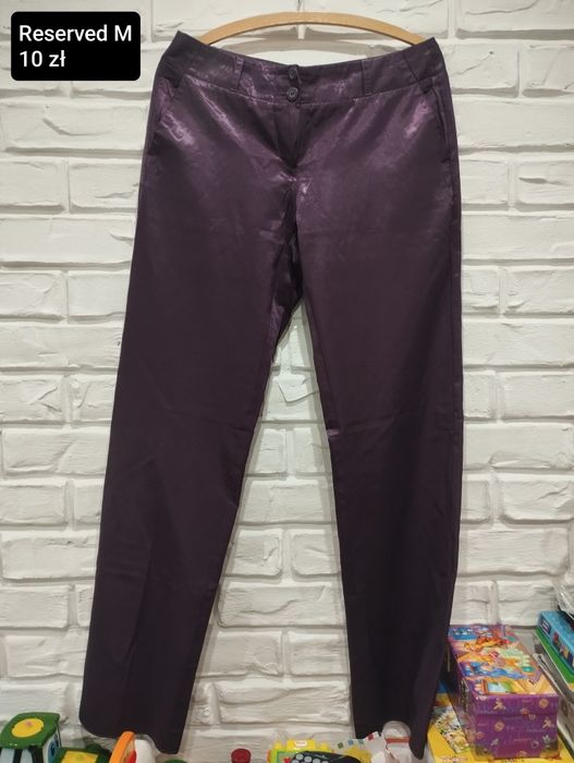 Spodnie damskie z Reserved rozmiar M