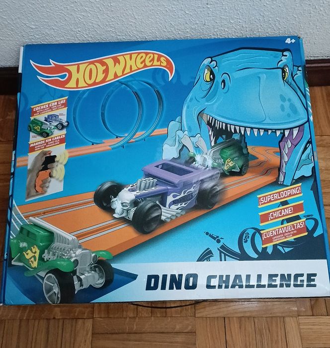 Pista Hotwheels (Dino)