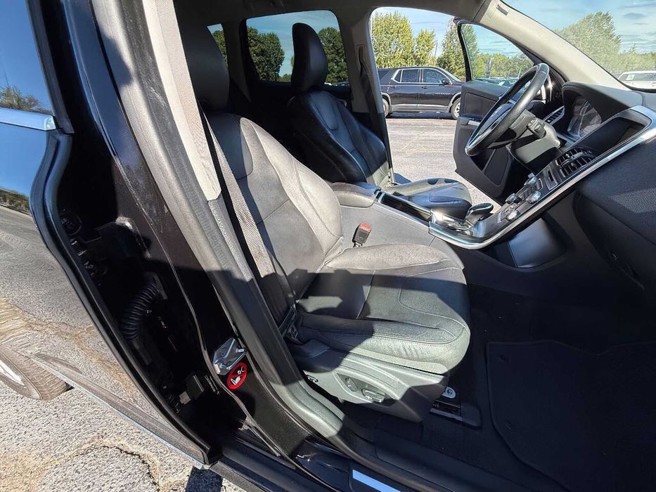 Volvo XC60 T5 Drive-E Premier      2016