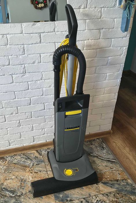 Odkurzacz szczotkowy Karcher CV 48/2 Adv