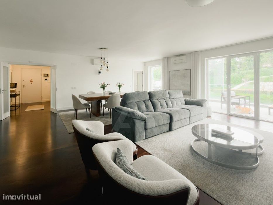 Apartamento T5 na Quinta da Martinha