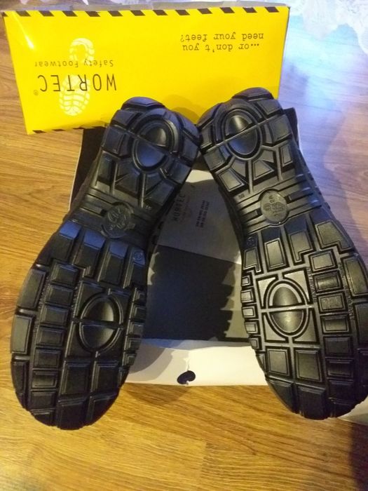 Nowe Buty zimowe WORTEC S3 roz 43