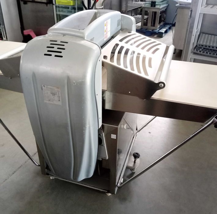 Laminador FERNETO mod. LMF 624 (usado)