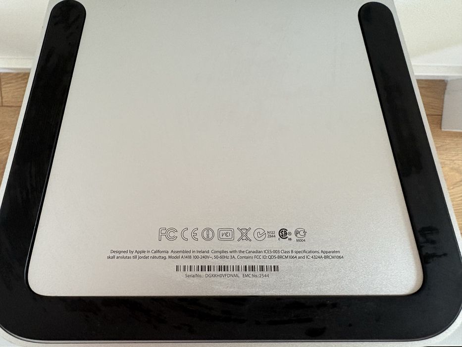 Komputer Apple iMac 13.1 21,5-inch, late 2012 uszkodzony ekran