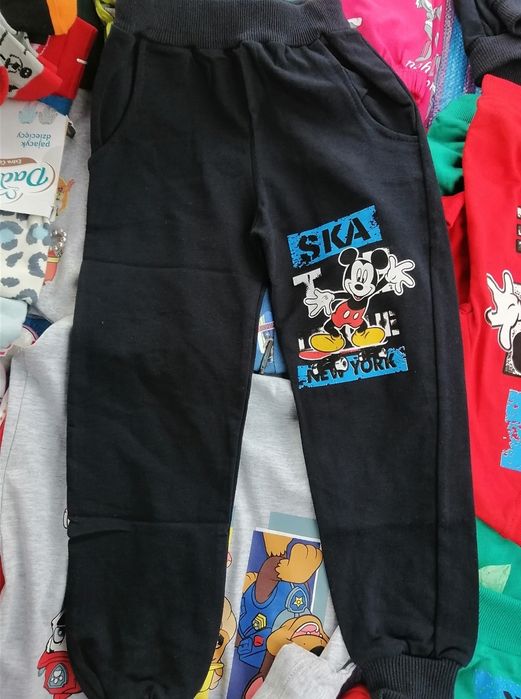 Spodnie dresowe chłopięce