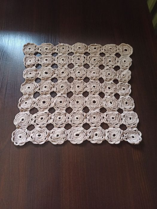 Serwetka w kolorze kakao