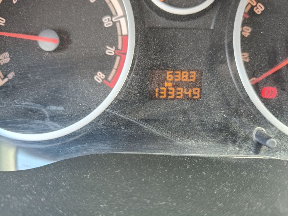 Opel Corsa 1200 negociável