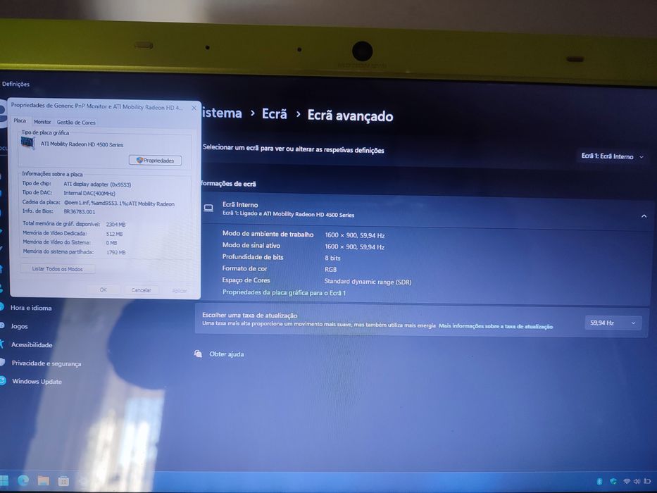 Portátil Sony Vaio - Intel Core i3 | 4GB RAM | Para Reparação ou Peças