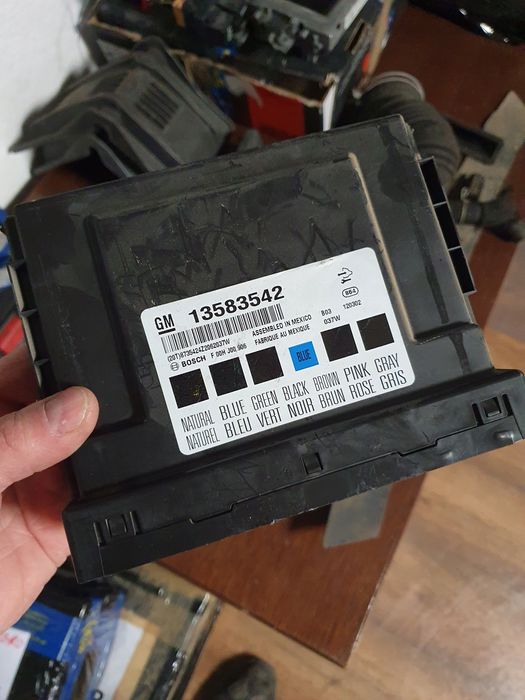 moduł komfortu opel insignia a 13583542