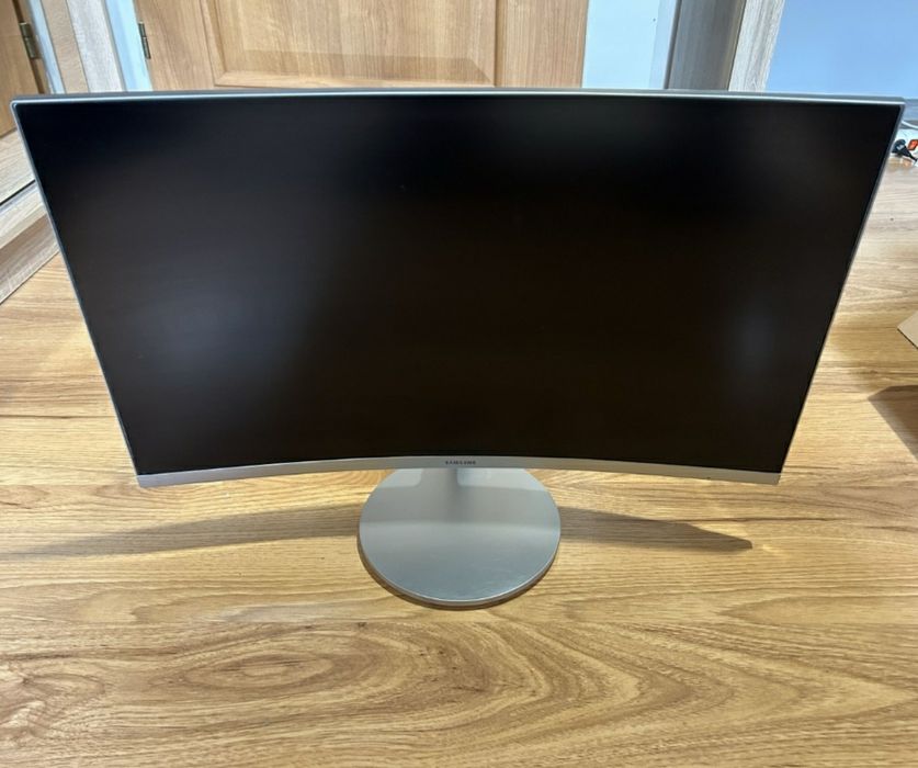 Monitor zakrzywiony Samsung 27” Curved Full HD gamingowy
