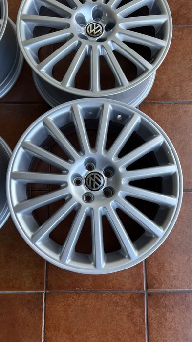 Ronal Aristo original golf 4 r32 18 5x100
