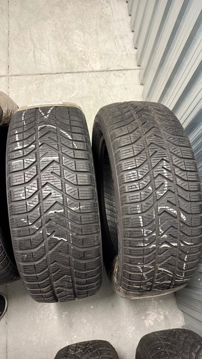 4 felgi całoroczne Pirelli