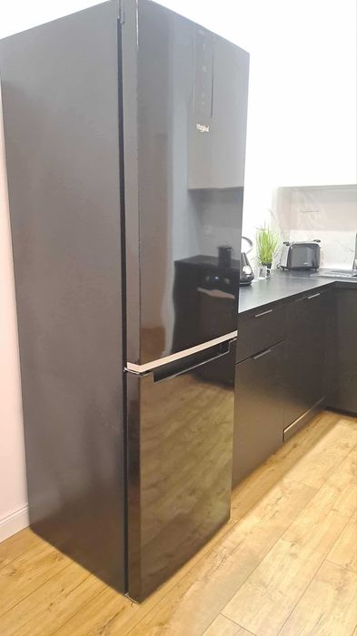 Lodówka whirpool czarna 191 cm pełny NoFrost