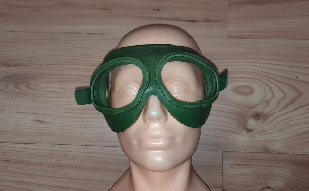 Milicja stare gogle zielone zomo ormo mo milicyjnye motocyklowe prl