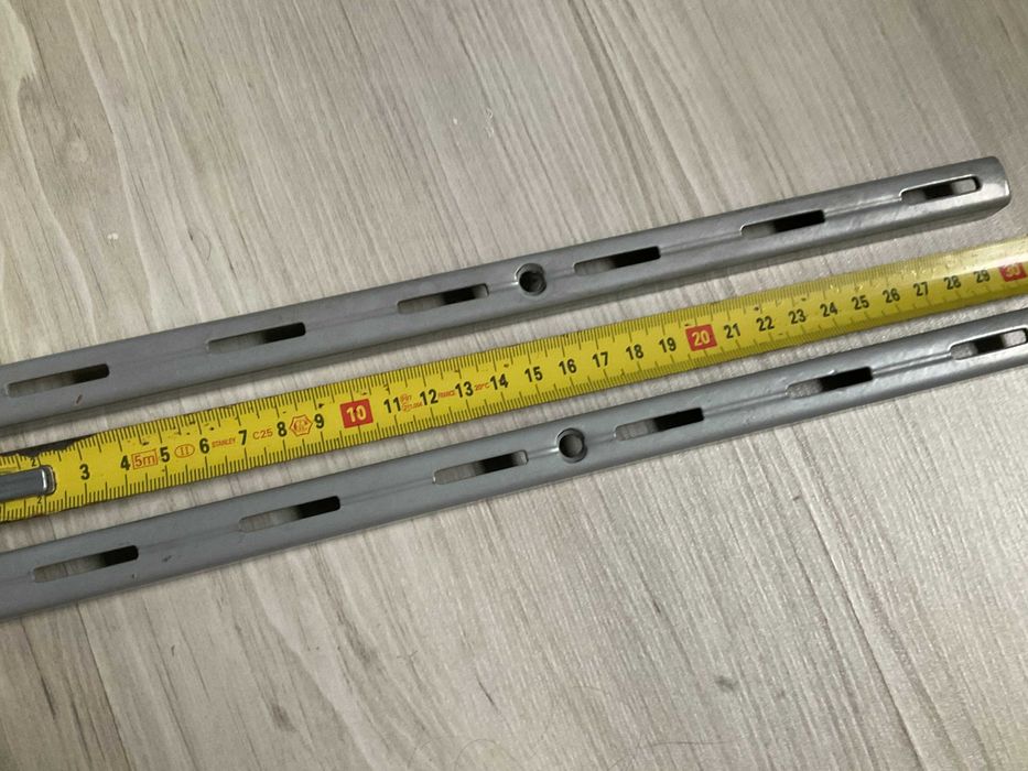Szyny ścienne podwieszane pojedyncza 200 cm + 4 półki