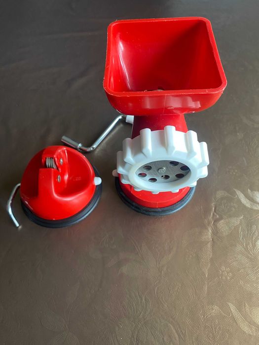 Various Red Kitchen Utensils479910786268538880