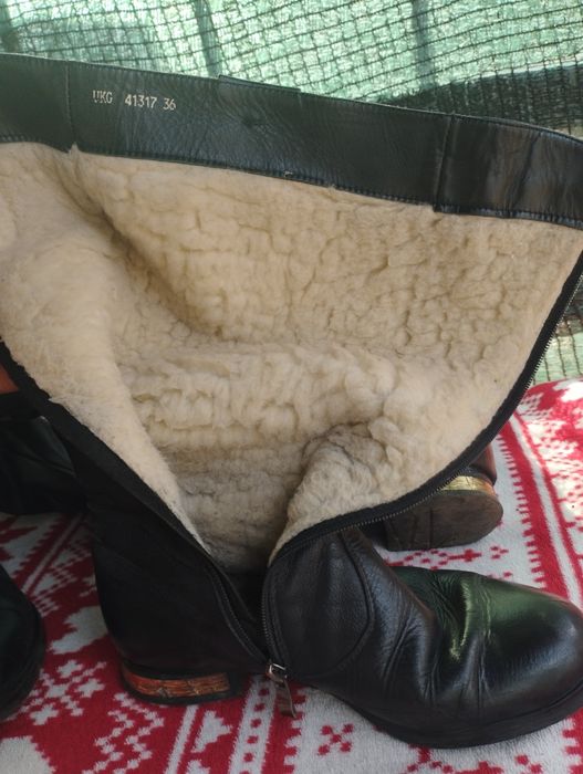 Продам зимние сапоги натуральная кожа размер 36