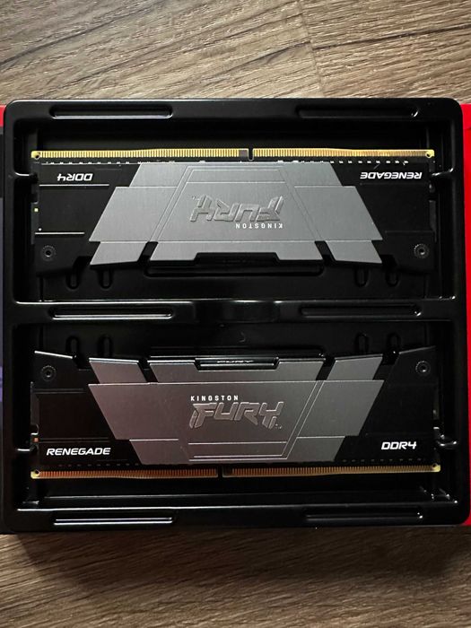 Kingston FURY 32GB (2x16GB) 3600MHz CL16 Renegade Black