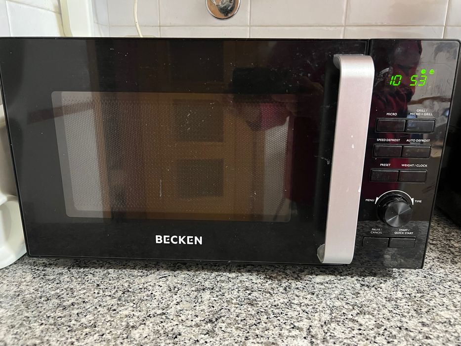 Microondas becken490554703196334081