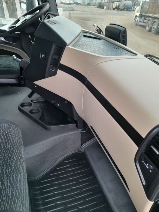 Mercedes -Benz ACTROS 2542