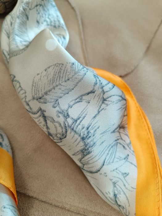 Chusta chustka apaszka nowa na szyję głowę do torebki jako kokarda kok