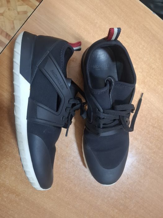 Кросівки MONCLER