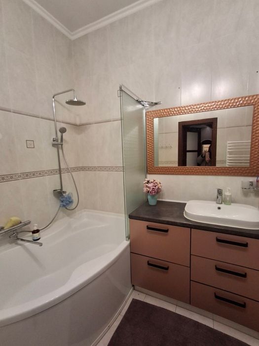 Трьохкімнатна квартира Вишневе