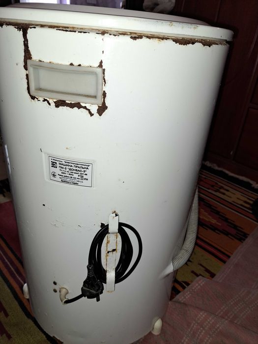 Пральна машинка Донбас в робочону стані