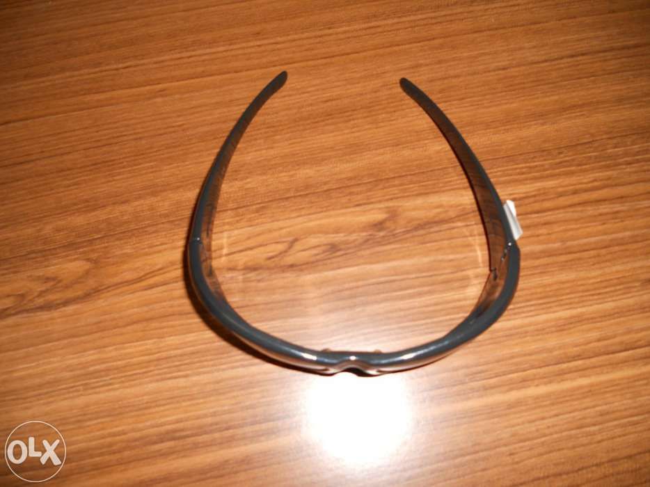 ÓCulos carrera como novo