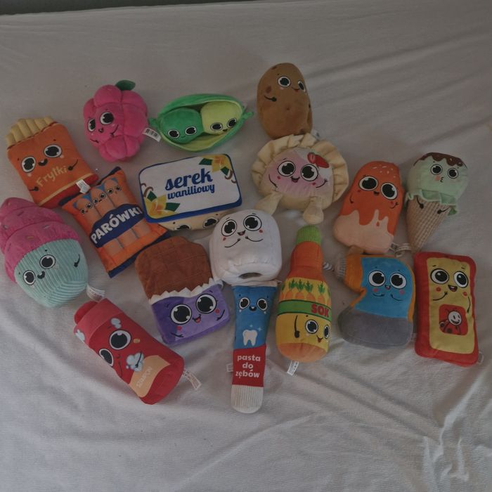 Gang produkciaków maskotki pluszaki