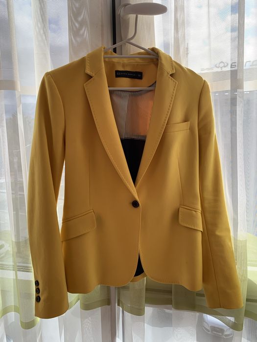 Піджак бренду Zara