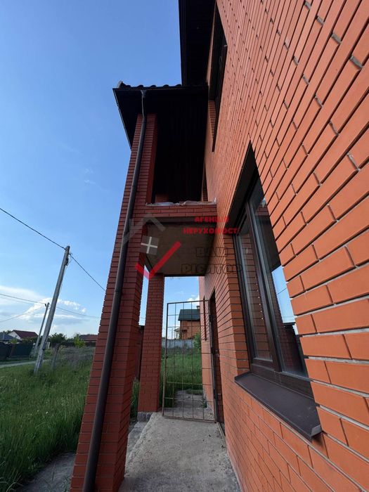 Будинок в Гожулах