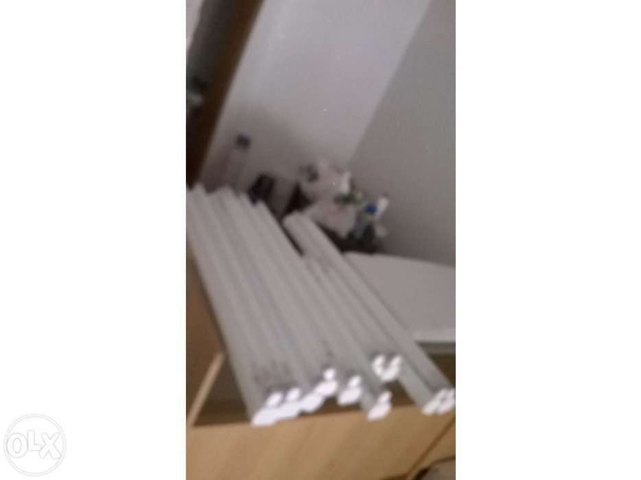 Lampadas floresçentes com armaçao