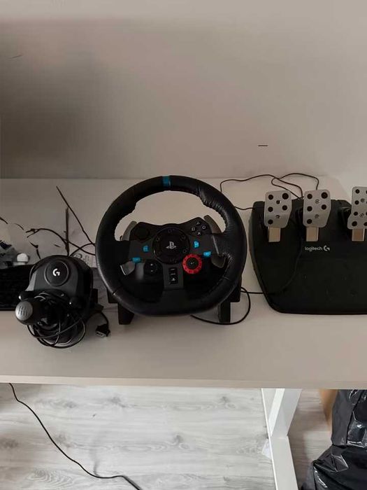 Kierownica Logitech G29 + dźwignia zmiany biegów – zestaw kompletny