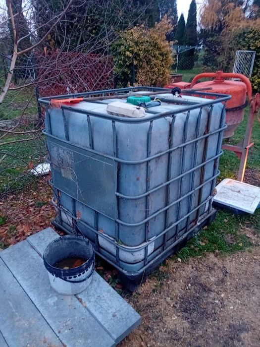 Mauser 1000l  zbiornik.