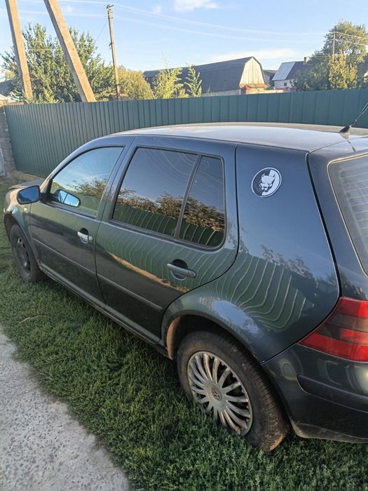 авто фольцваген гольф 4
