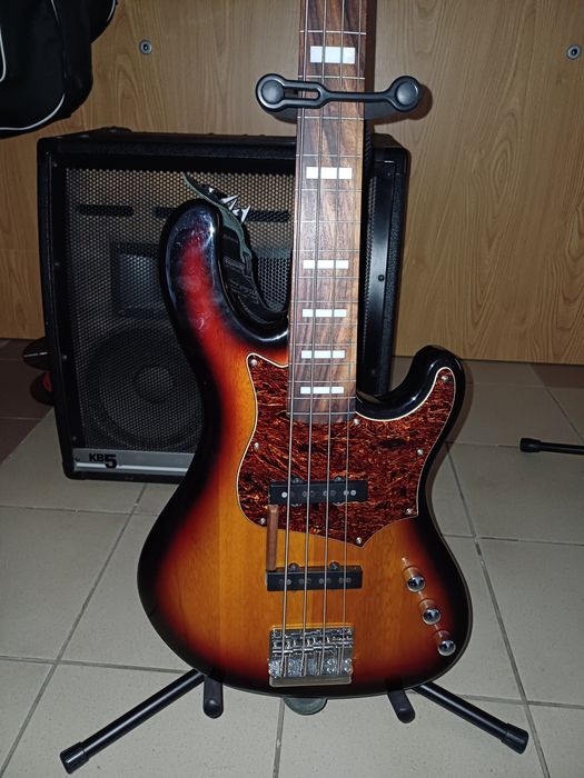 Бас безладовий Cort GB 34J